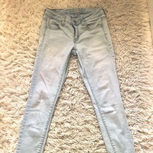 American Eagle Light Wash Jegging Jeans